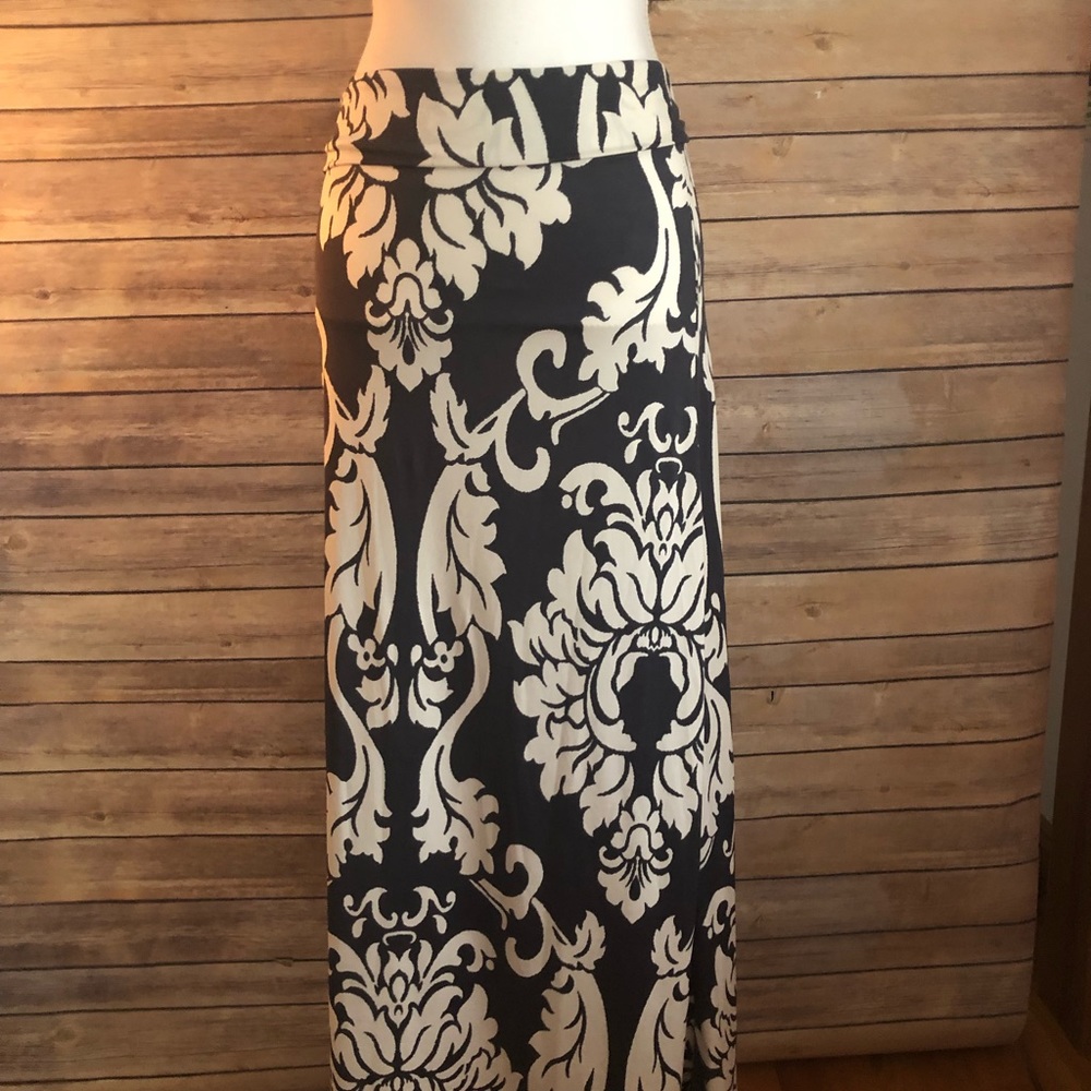 Maxi skirt